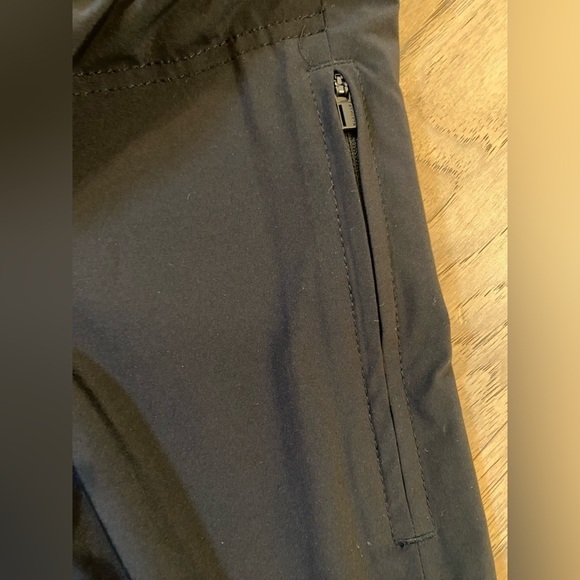 Women’s Black Athleta Joggers - Picture 4 of 4